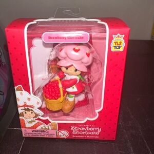 Strawberry Shortcake Figure TLS TOYS CHEE BEE